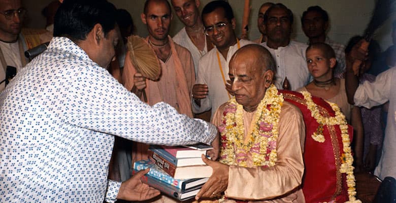 Promotional slide 11